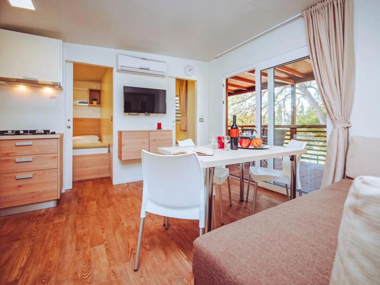 Campingplatz Valamar Lanterna - Roan *